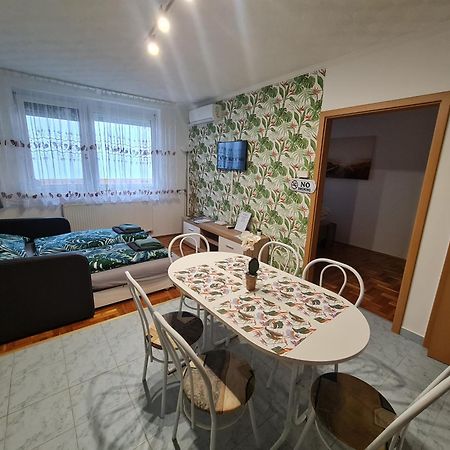 Ferienwohnung Fischer Apartman 2 Hajdúszoboszló Exterior foto