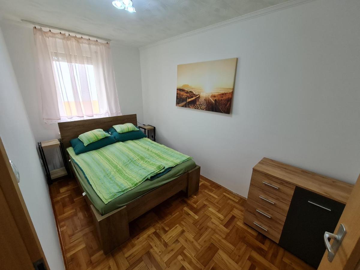 Ferienwohnung Fischer Apartman 2 Hajdúszoboszló Exterior foto